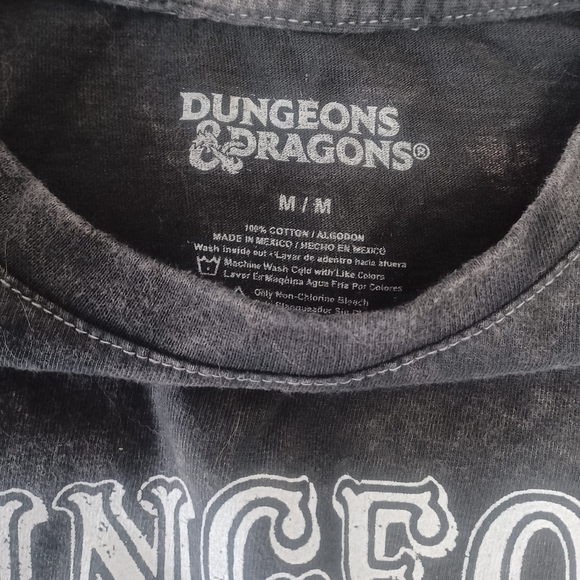 Dungeons & Dragons Tshirt - Picture 6 of 7